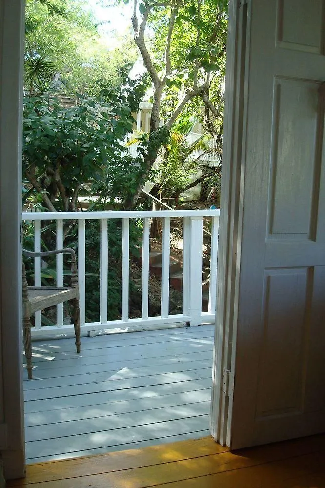 Galley Bay Cottages Five Islands Village 3*,